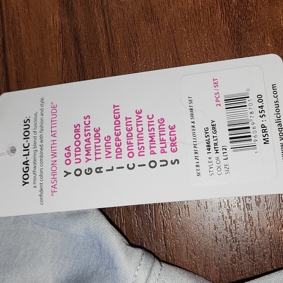 NICE TWO PIECE YOGA-LIC-IOUS - Picture 2 of 4